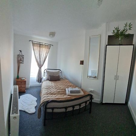 Charming Lincoln Cottage Family & Pet-Friendly מראה חיצוני תמונה